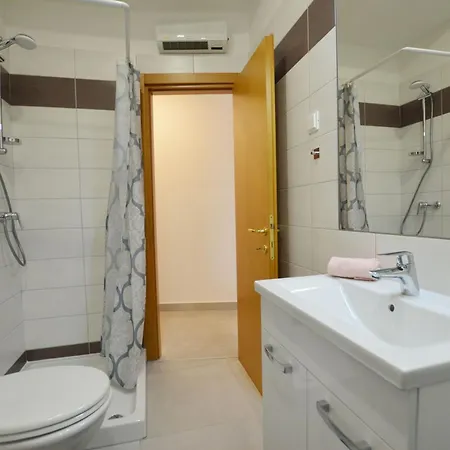 Stylish And Modern Апартаменты